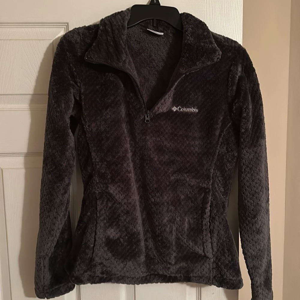 Columbia fuzzy jacket